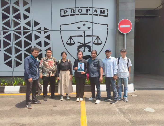 Istri Korban Dugaan Pembunuhan Berencana Oleh TNI Prajurit di Labura, Laporkan Kasus ke Mabes Polri dan DPR RI